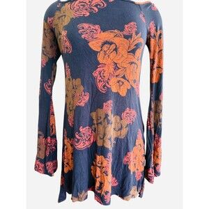 Free People  Wm M Side Slit Long Bell Sleeve Scoop Neck Mosaic Print Tunic Top